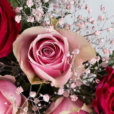 Blumenstrauß 'Sweet Roses', handgebunden