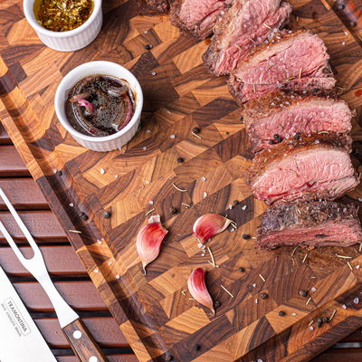 Schneidebrett, braun, Teakholz, ca. 45 x 34 cm Schneidebrett, braun, Teakholz, ca. 45 x 34 cm