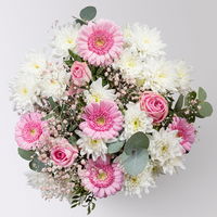 Blumenstrauß 'Prima' rosa, handgebunden