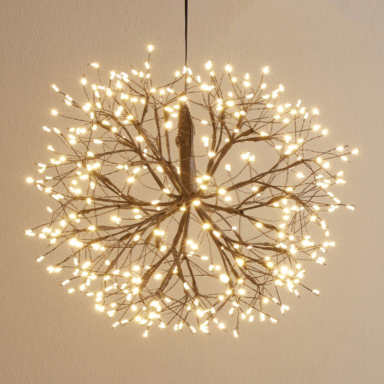 LED Igel, warmweiß, 384 LEDs, ca. Ø 30 cm LED Igel, warmweiß, 384 LEDs, ca. Ø 30 cm