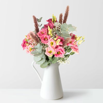 Bunter Schnittblumen-Mix aus Lisianthus, Gypso, Eukalyptus & Fluff Bunter Schnittblumen-Mix aus Lisianthus, Gypso, Eukalyptus & Fluff