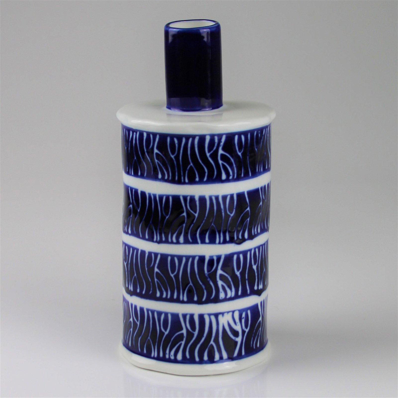 Keramikvase mit Ringmuster, blauweiß,  Ø 12 x H 25 cm