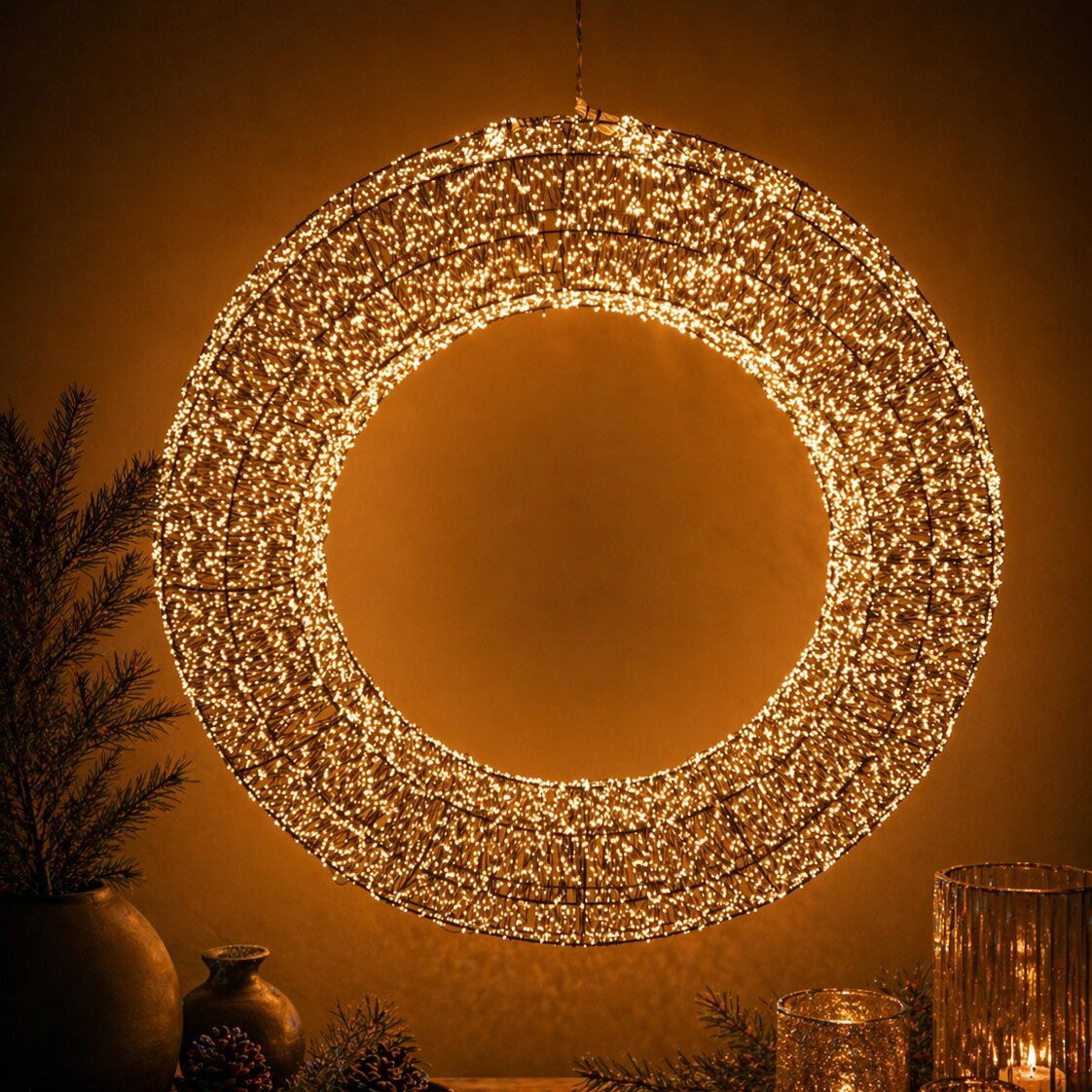 LED Kranz, warmweiß, 6000 LEDs, ca. Ø 75 cm LED Kranz, warmweiß, 6000 LEDs, ca. Ø 75 cm