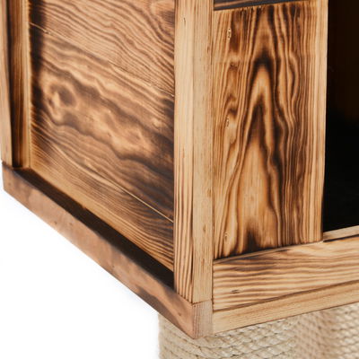 Silvio Design Katzenbaum 'Finn', geflammtes Holz, dunkelgraues Plüsch Silvio Design Katzenbaum 'Finn', geflammtes Holz, dunkelgraues Plüsch