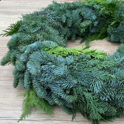 Adventskranz, Mix-Grün, rund gebunden, ca 50 cm Ø Adventskranz, Mix-Grün, rund gebunden, ca 50 cm Ø