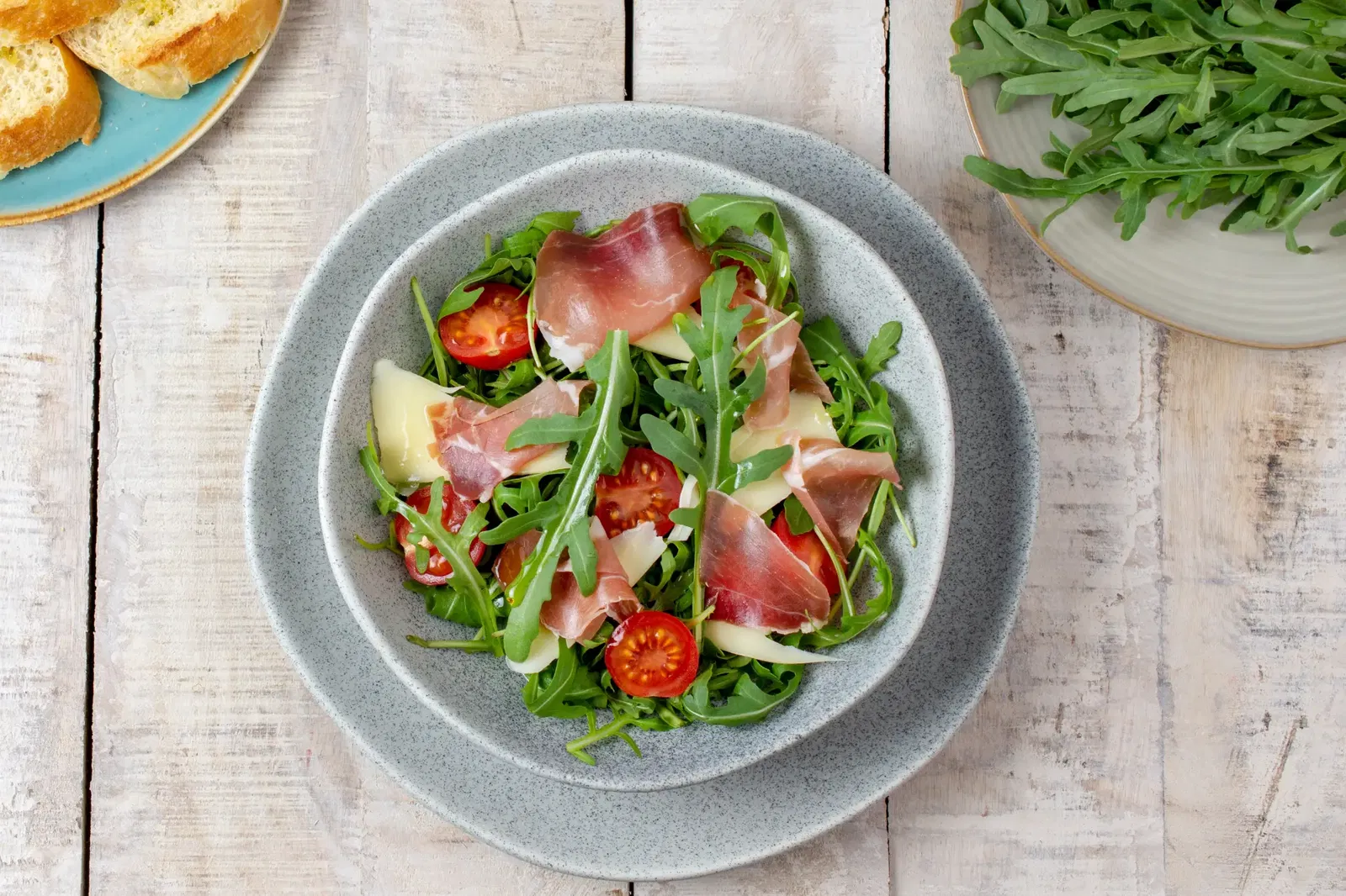 Raukesalat mit Parmaschinken-Röllchen Rezept