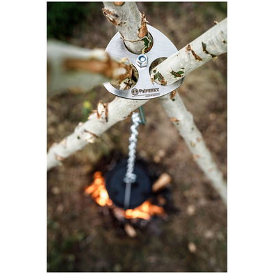 Dreibein-Ring, grau, Edelstahl, B 10,5 x T 9,7 x H 0,3 cm Dreibein-Ring, grau, Edelstahl, B 10,5 x T 9,7 x H 0,3 cm