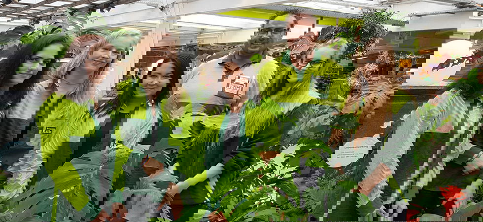 Pflanzen-Kölle Azubis 2017 im Gartencenter München Pflanzen-Kölle Azubis 2017 im Gartencenter München