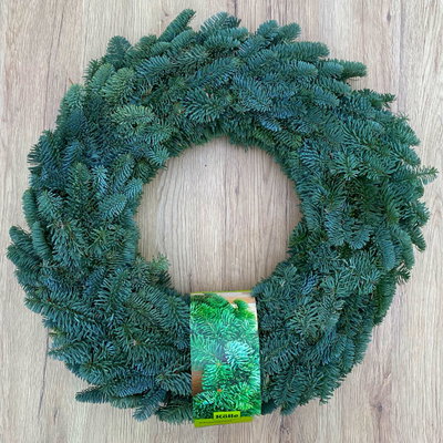 Adventskranz, Nobilistanne, halbrund gebunden, ca. 50 cm Ø Adventskranz, Nobilistanne, halbrund gebunden, ca. 50 cm Ø