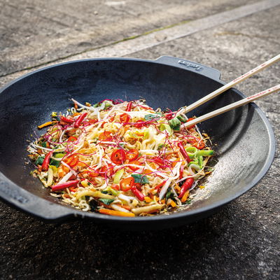 Enders Wok 'N' Broil, Gusseisen