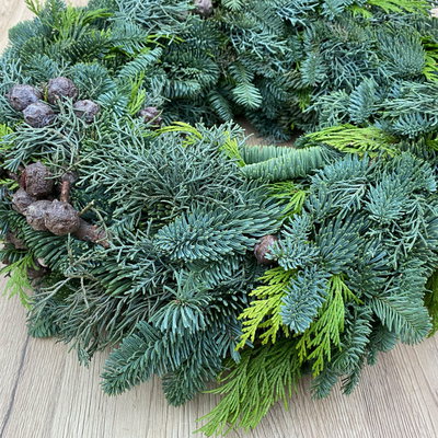 Adventskranz, Mix-Grün, rund gebunden, ca. 40 cm Ø Adventskranz, Mix-Grün, rund gebunden, ca. 40 cm Ø