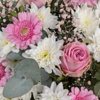 Blumenstrauß 'Prima' rosa, handgebunden