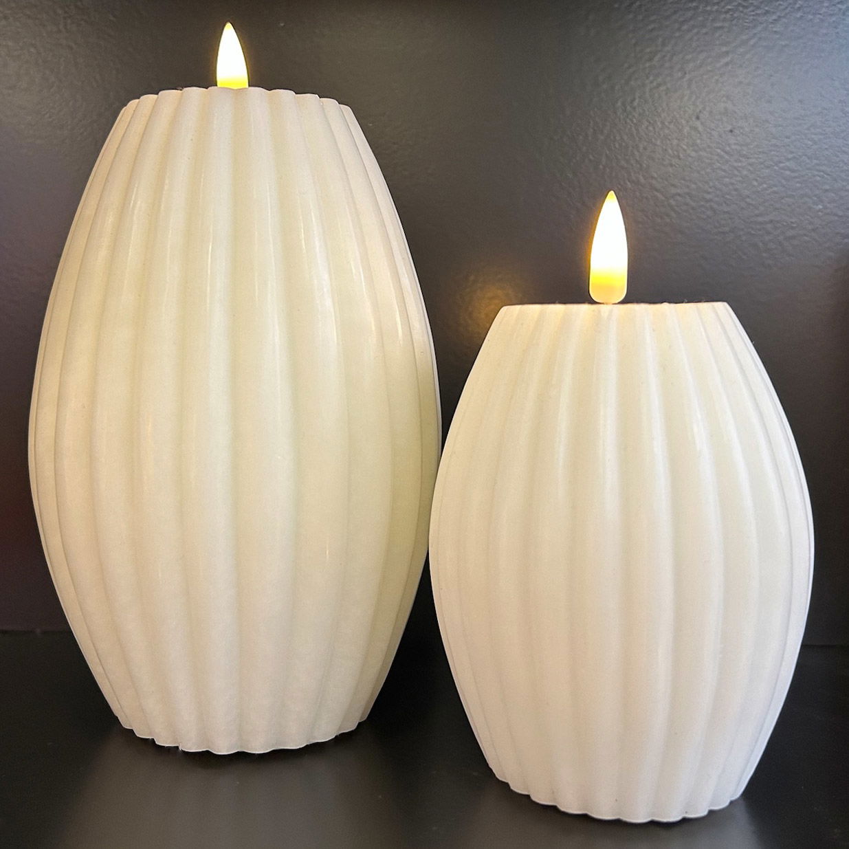 LED Echtwachskerze 'Stripe', weiß, Ø 10 x H 15 cm