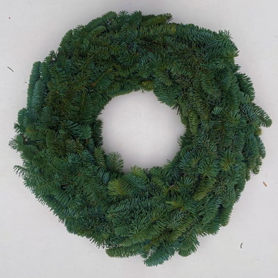 Adventskranz, Nobilistanne, halbrund gebunden, ca. 50 cm Ø Adventskranz, Nobilistanne, halbrund gebunden, ca. 50 cm Ø