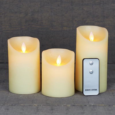 LED Echtwachskerzen 'Magic Flame', creme, 3 Kerzen inkl. Fernbedienung LED Echtwachskerzen 'Magic Flame', creme, 3 Kerzen inkl. Fernbedienung