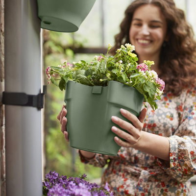 Elho Fallrohrpflanzgefäß 'Vibia Campana', pistazien grün Elho Fallrohrpflanzgefäß 'Vibia Campana', pistazien grün