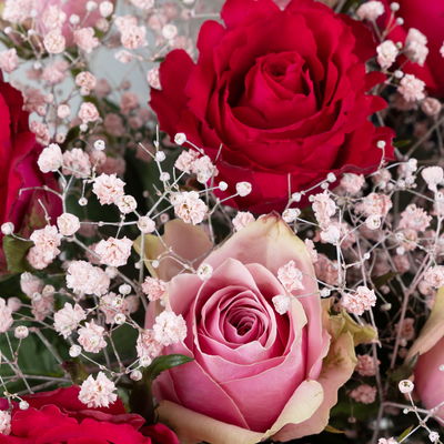 Blumenstrauß 'Sweet Roses', handgebunden