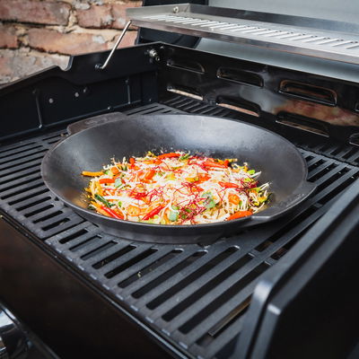 Enders Wok 'N' Broil, Gusseisen