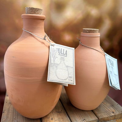 Olla L links neben einer Olla S