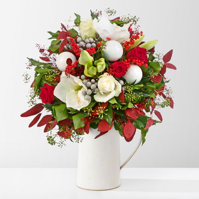 Blumenstrauß 'Winterromantik', handgebunden